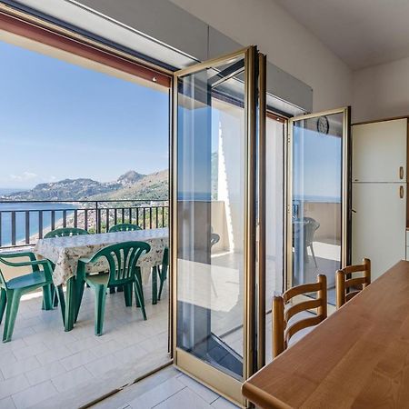 Apartamento Casa Vacanze Andreana Letojanni Exterior foto