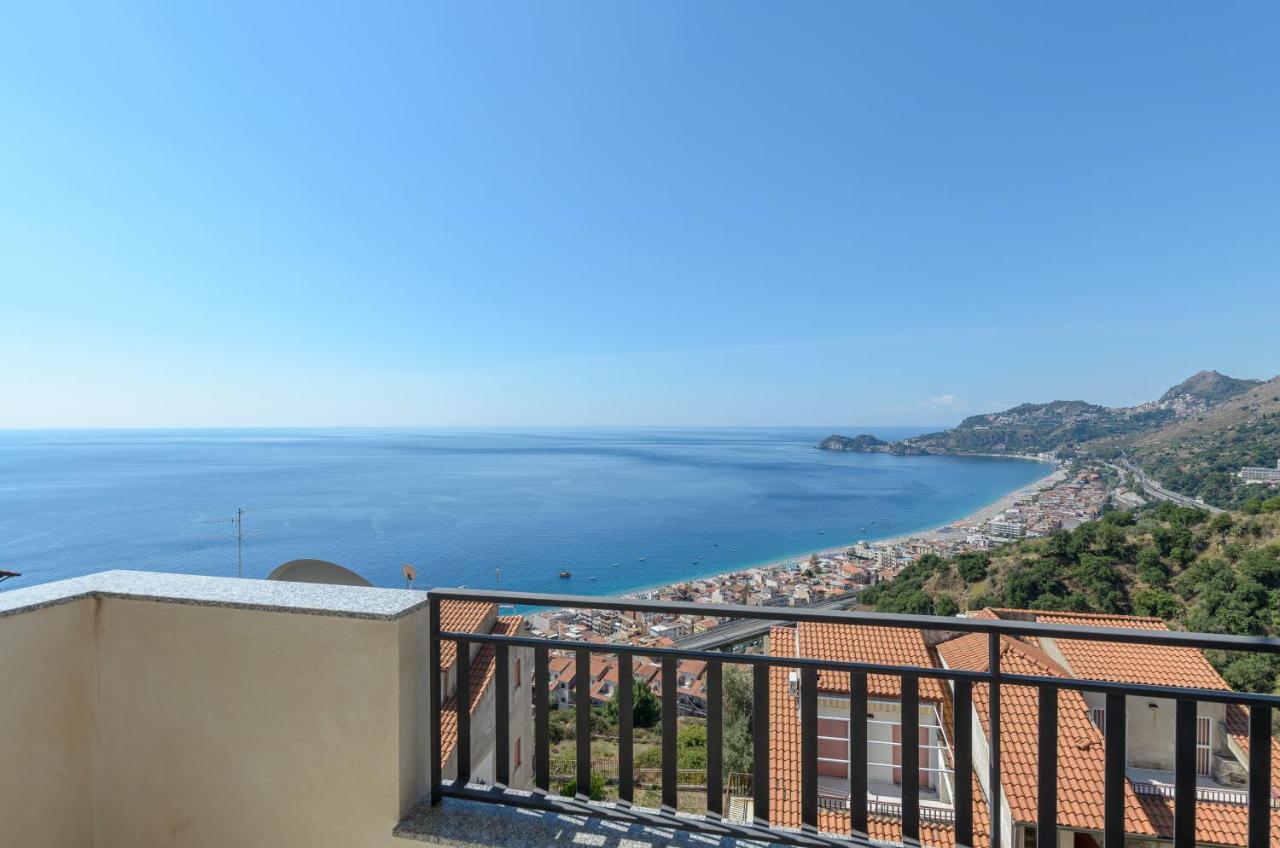 Apartamento Casa Vacanze Andreana Letojanni Exterior foto