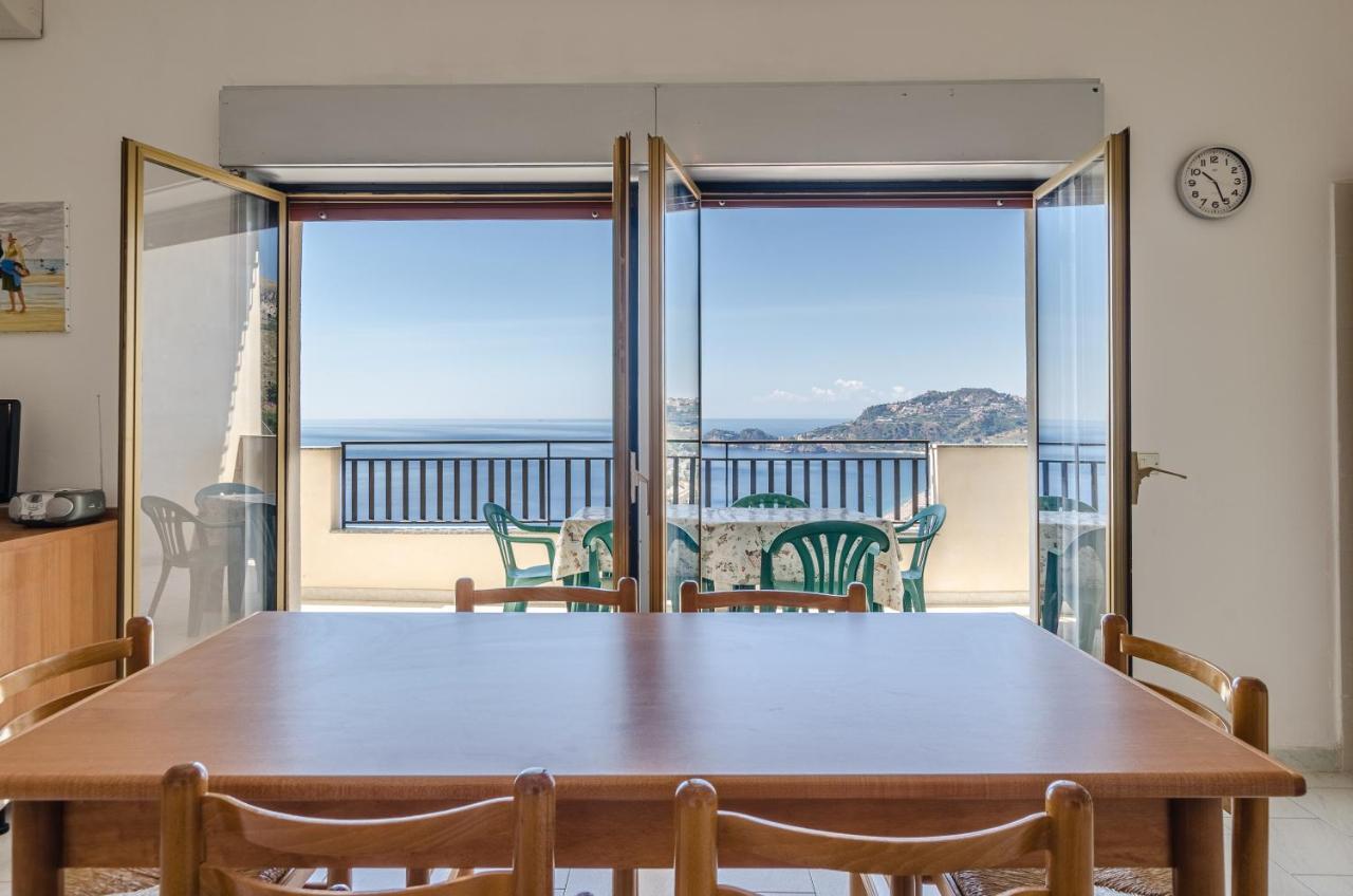 Apartamento Casa Vacanze Andreana Letojanni Exterior foto